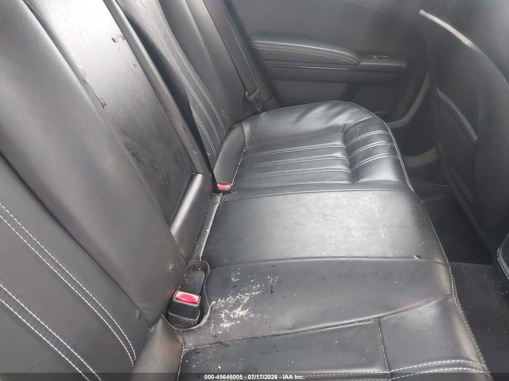 2C3CCAGGXGH244469 2016 CHRYSLER 300 photo no. 8