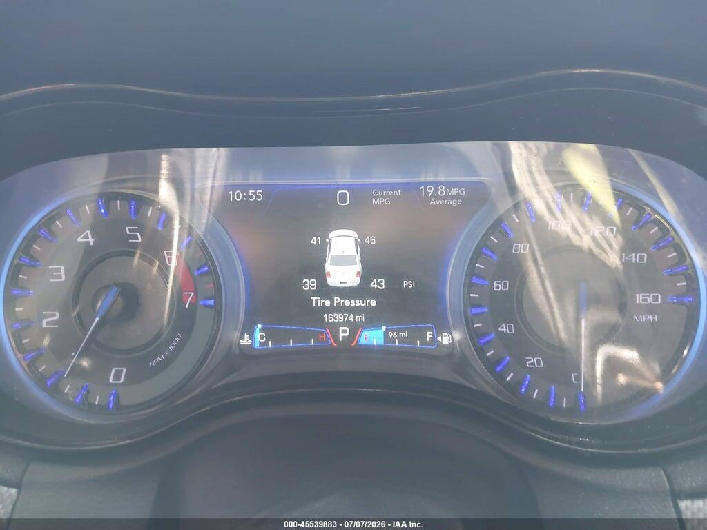 2C3CCABT2GH220347 2016 CHRYSLER 300 photo no. 7