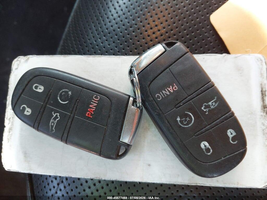2C3CCAEG1GH207376 2016 CHRYSLER 300C photo no. 11