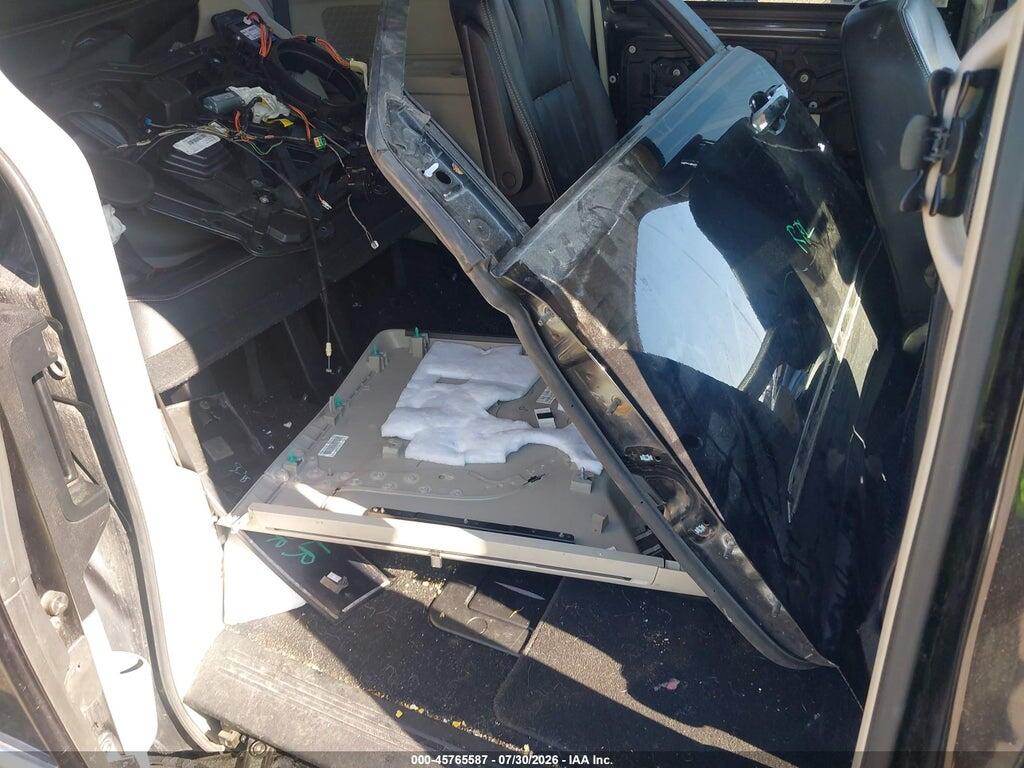 2C4RC1BG9GR305589 2016 CHRYSLER TOWN & COUNTRY photo no. 8
