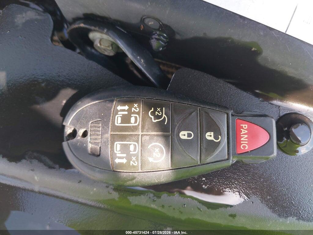 2C4RC1BG7GR200775 2016 CHRYSLER TOWN & COUNTRY photo no. 11