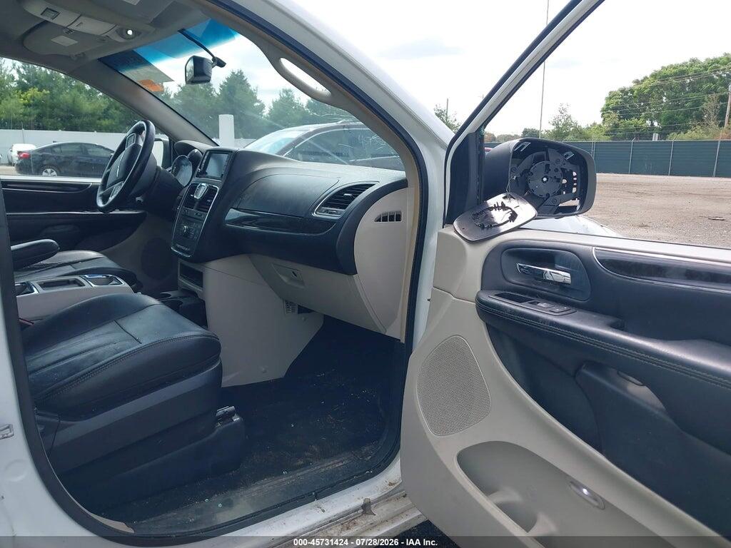 2C4RC1BG7GR200775 2016 CHRYSLER TOWN & COUNTRY photo no. 5