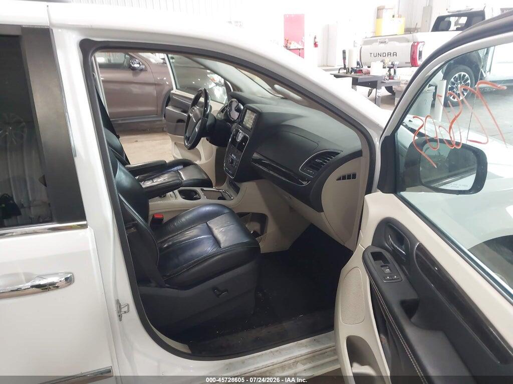 2C4RC1GG1GR166812 2016 CHRYSLER TOWN & COUNTRY photo no. 5