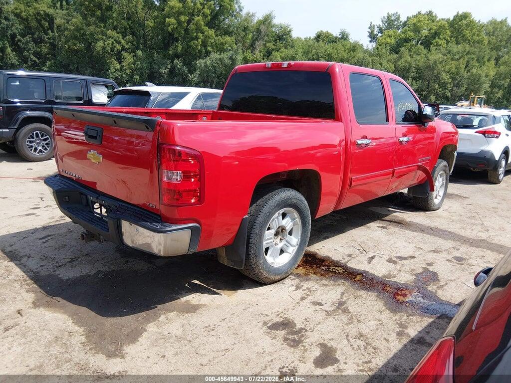 3GCPKSE77DG249746 2013 CHEVROLET SILVERADO 1500 photo no. 4
