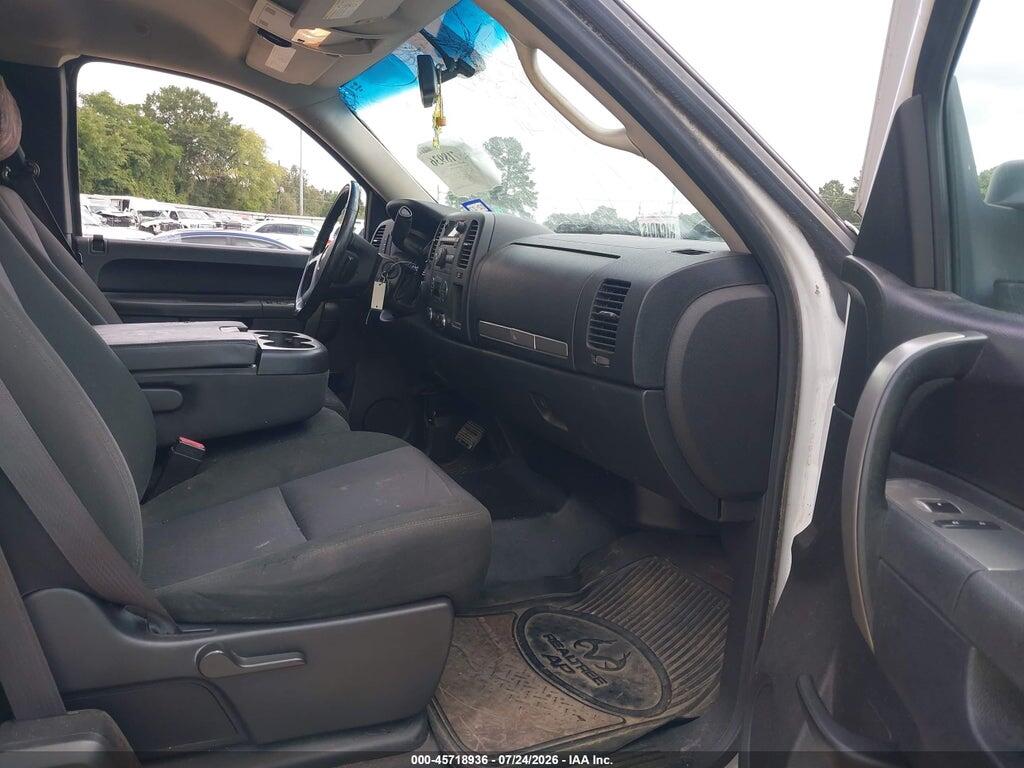 1GC2KXC84DZ325099 2013 CHEVROLET SILVERADO 2500HD photo no. 5