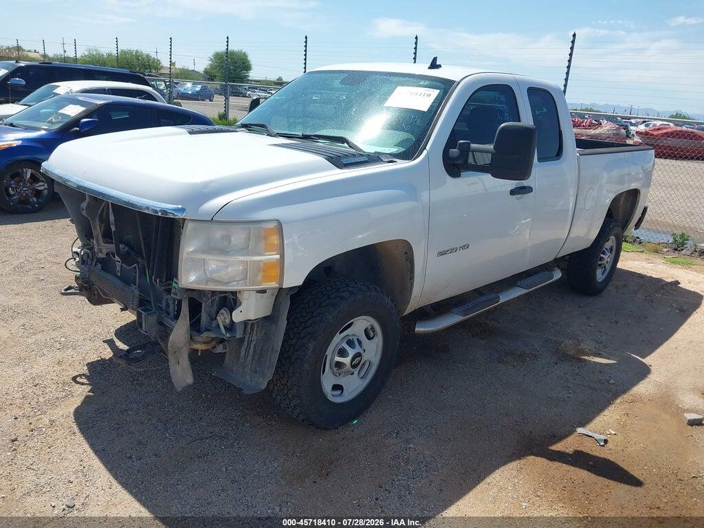 1GC2KVCG6DZ349853 2013 CHEVROLET SILVERADO 2500HD photo no. 2