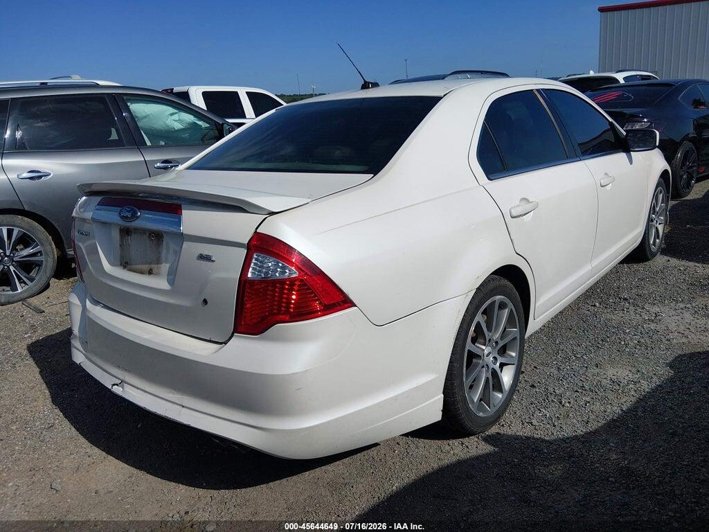 3FAHP0JAXAR187597 2010 FORD FUSION photo no. 4