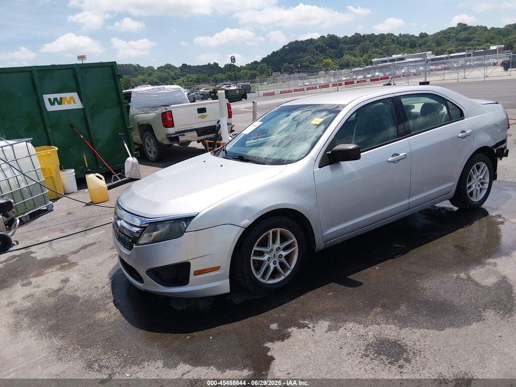 3FAHP0GA7AR175639 2010 FORD FUSION photo no. 2