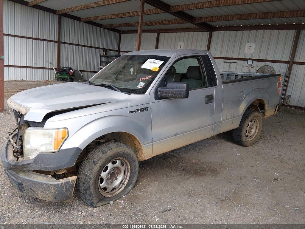 1FTMF1CM2BFA91700 2011 FORD F-150 photo no. 2