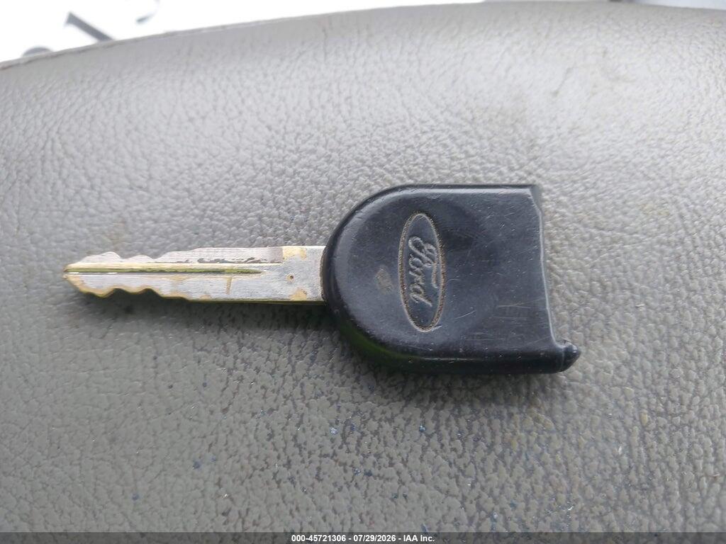 1FTRF12278KE07534 2008 FORD F-150 photo no. 11