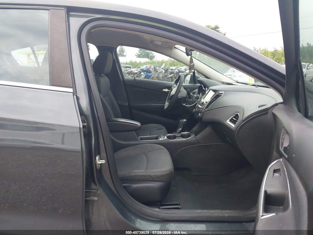 3G1BE6SM2JS653154 2018 CHEVROLET CRUZE photo no. 5
