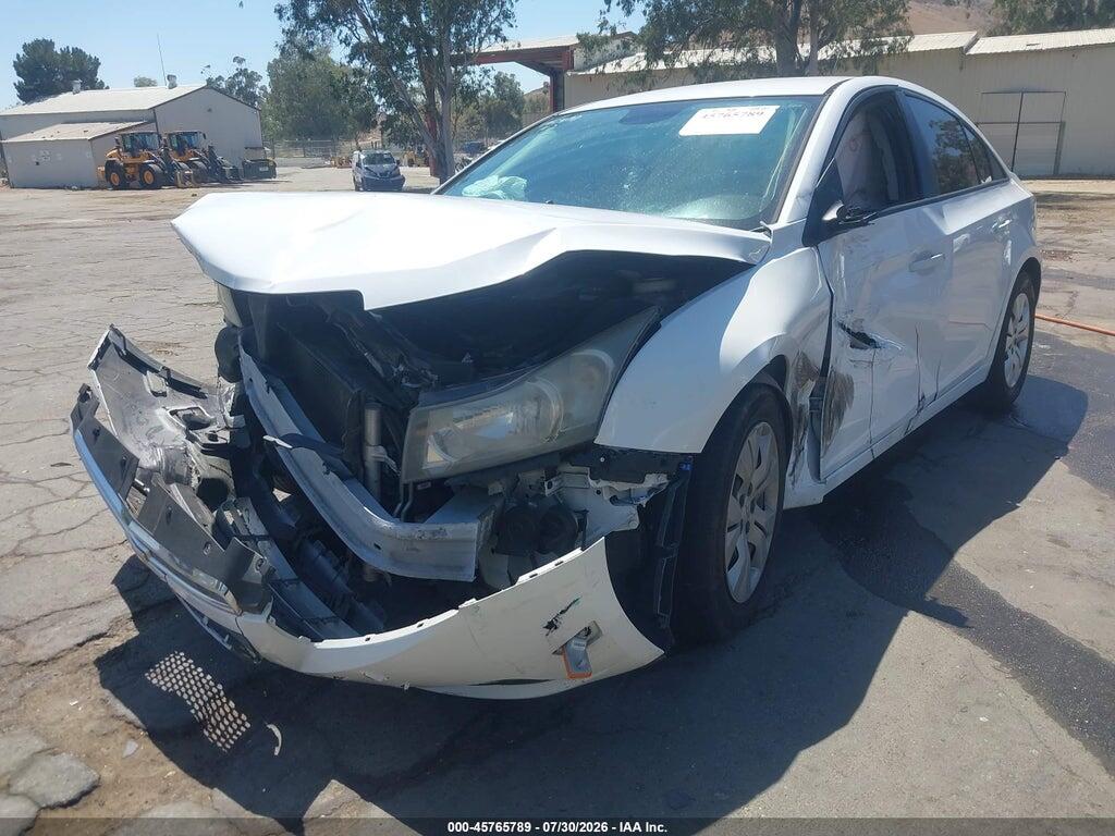 1G1PA5SG4E7105280 2014 CHEVROLET CRUZE photo no. 2