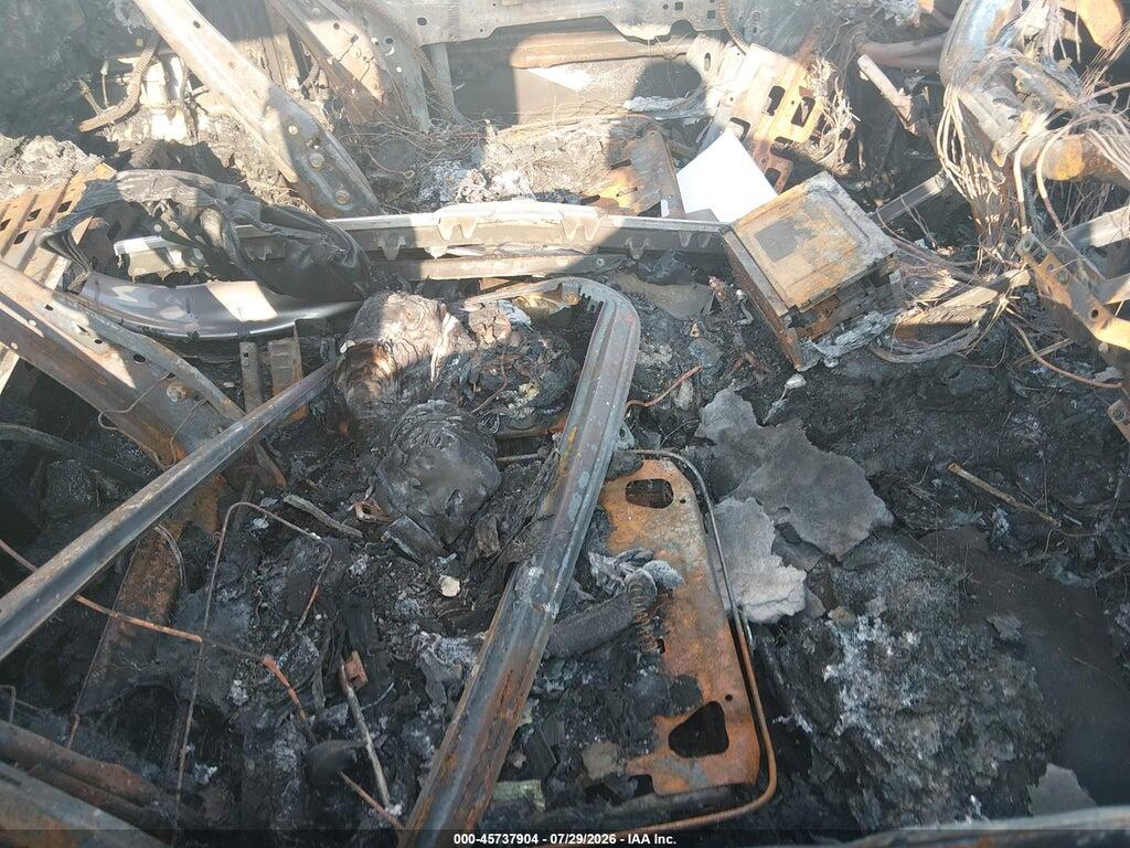 1GNSCJE02DR289583 2013 CHEVROLET SUBURBAN photo no. 5