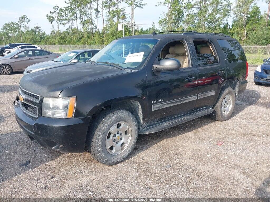 1GNSCBE02DR333040 2013 CHEVROLET TAHOE photo no. 2