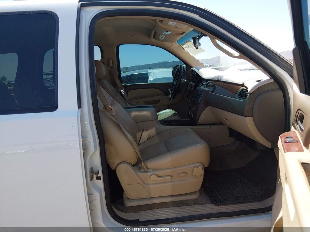 1GNSCBE04DR305434 2013 CHEVROLET TAHOE photo no. 5