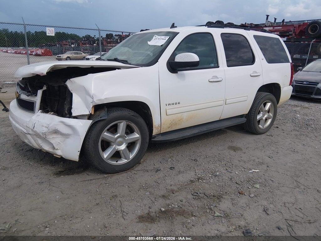 1GNSCBE05DR379414 2013 CHEVROLET TAHOE photo no. 2