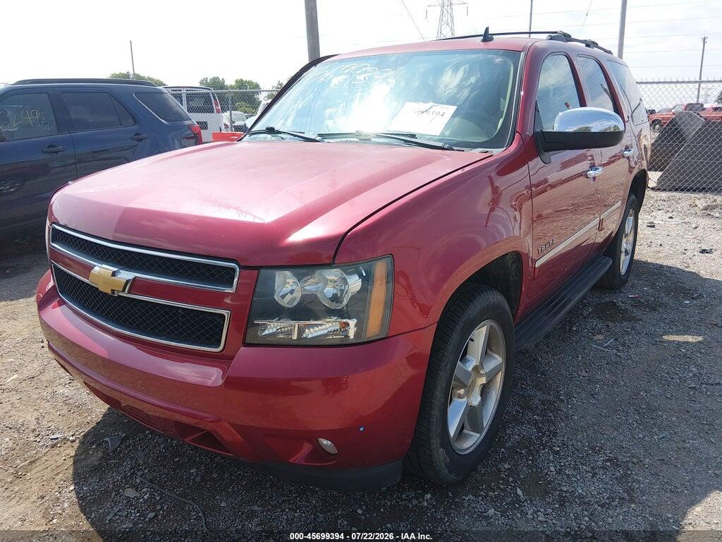1GNSKBE01DR277353 2013 CHEVROLET TAHOE photo no. 2