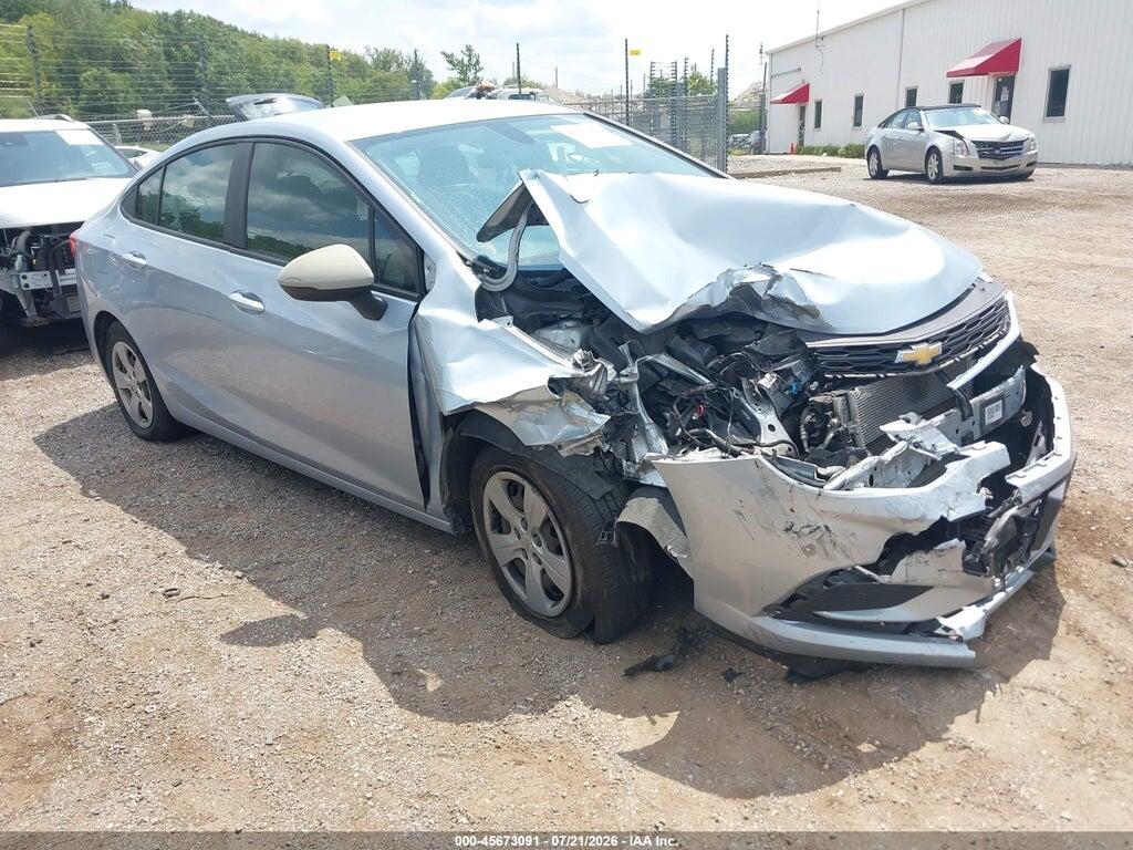 1G1BC5SM8J7223370 2018 CHEVROLET CRUZE photo no. 1