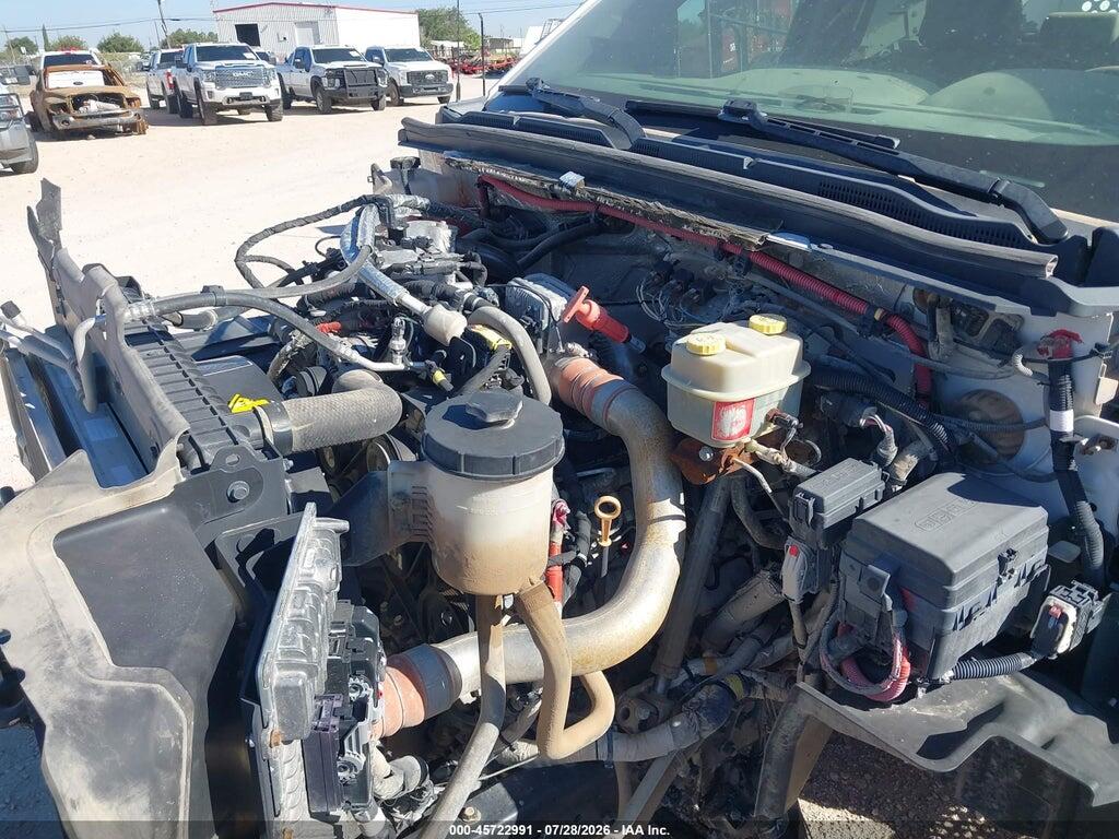 1HTKJPVM0KH329993 2019 CHEVROLET SILVERADO 6500HD photo no. 10