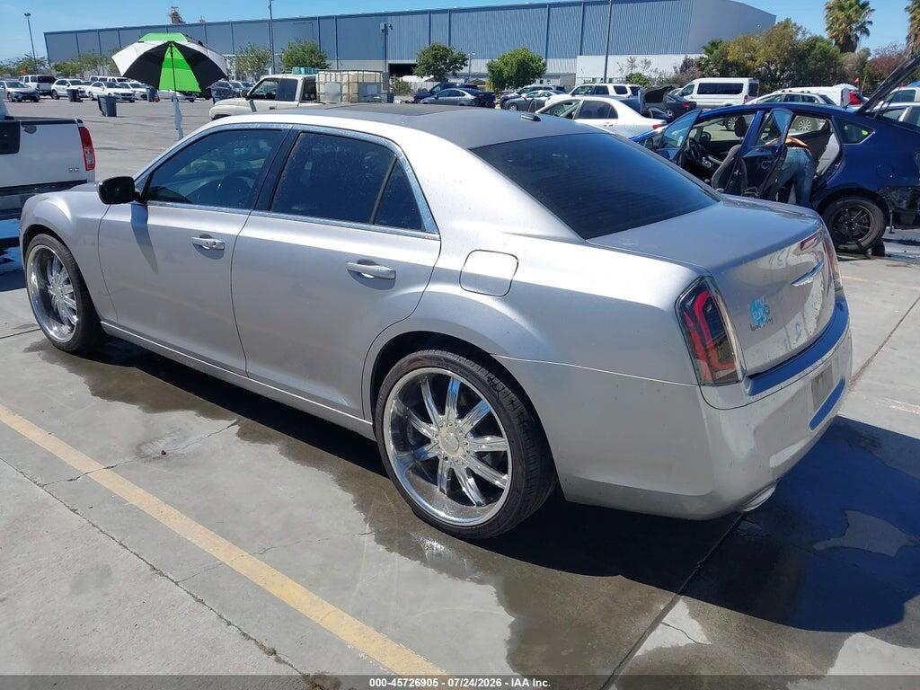 2C3CCABG8DH641066 2013 CHRYSLER 300 photo no. 3