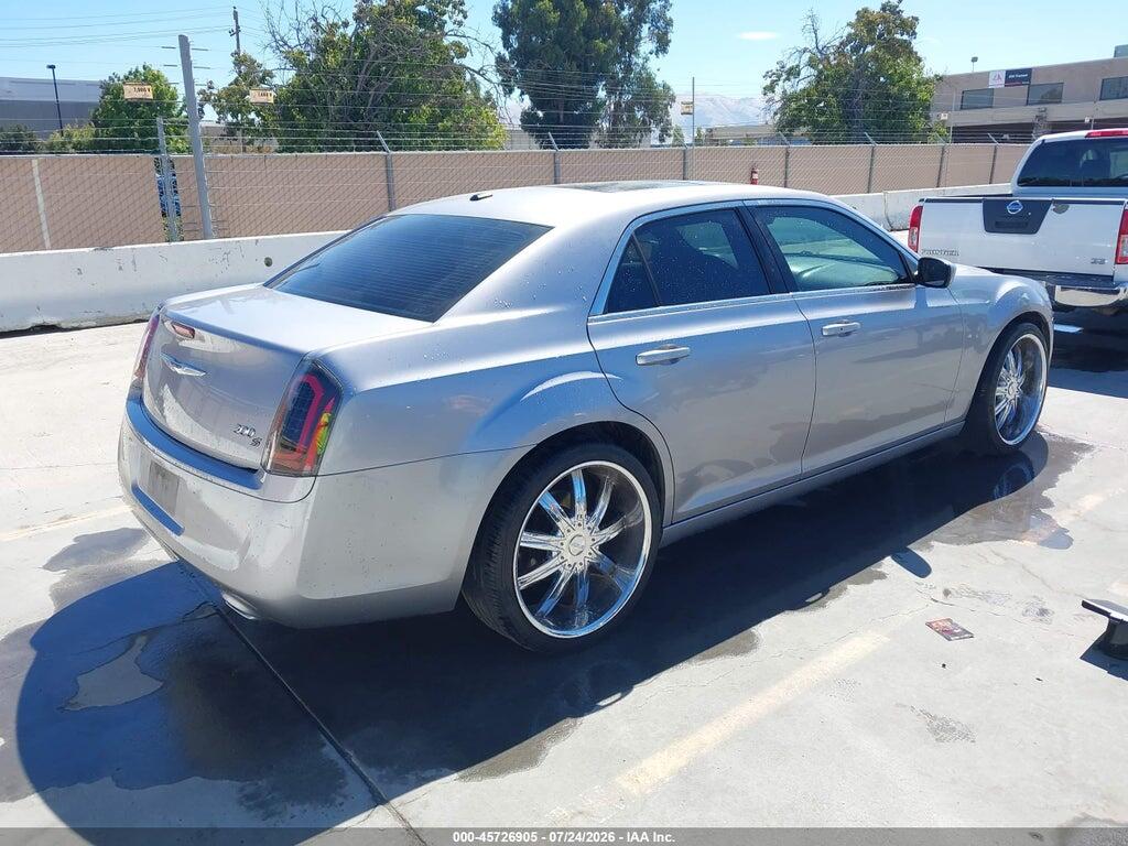 2C3CCABG8DH641066 2013 CHRYSLER 300 photo no. 4