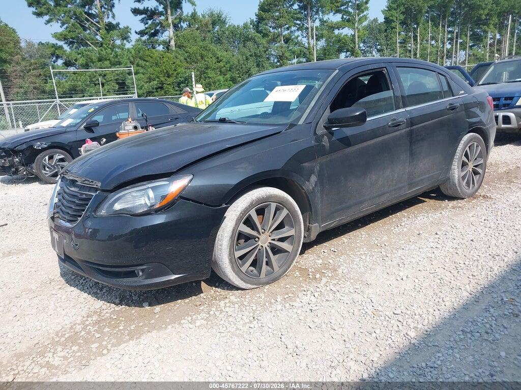 1C3CCBCG3DN523602 2013 CHRYSLER 200 photo no. 2