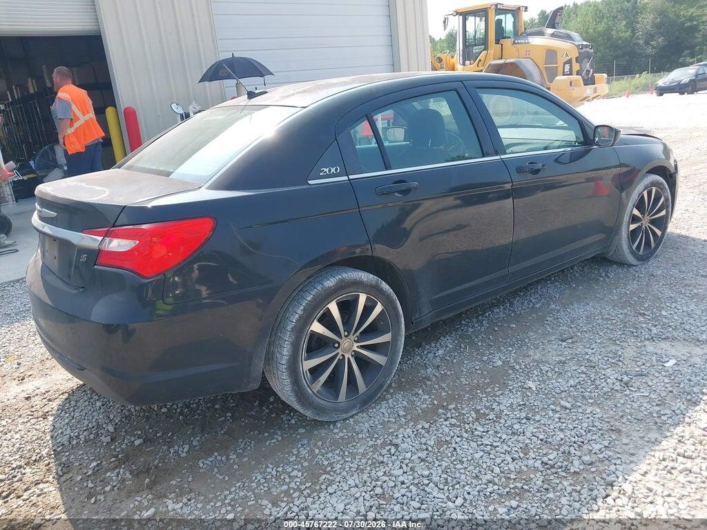 1C3CCBCG3DN523602 2013 CHRYSLER 200 photo no. 4