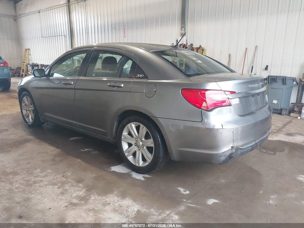 1C3CCBAB9DN670370 2013 CHRYSLER 200 photo no. 3
