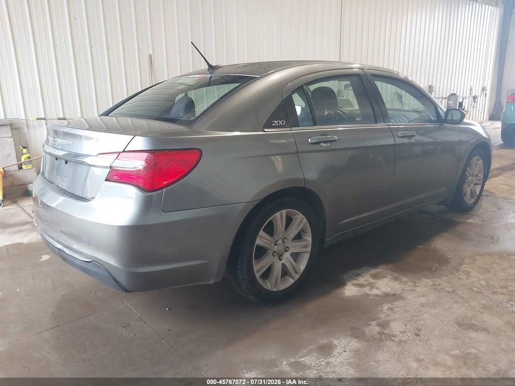 1C3CCBAB9DN670370 2013 CHRYSLER 200 photo no. 4