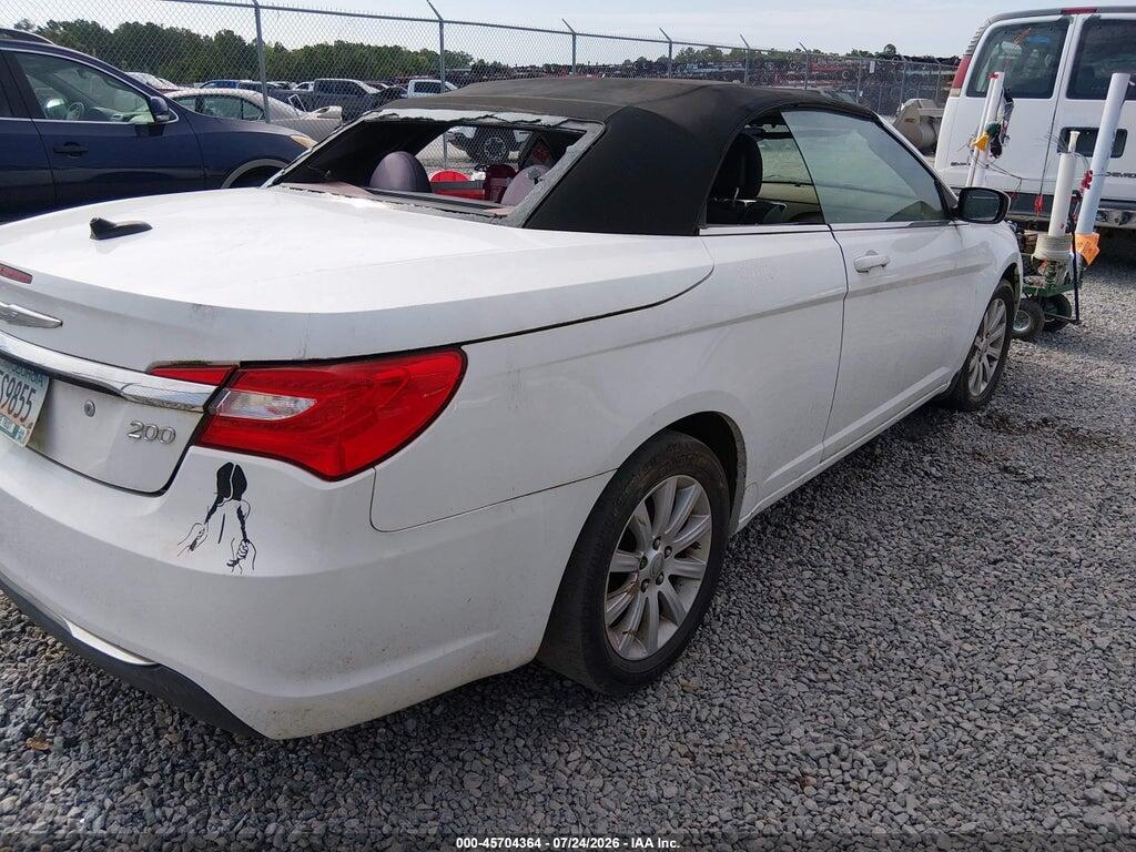 1C3BCBEB9DN526887 2013 CHRYSLER 200 photo no. 4