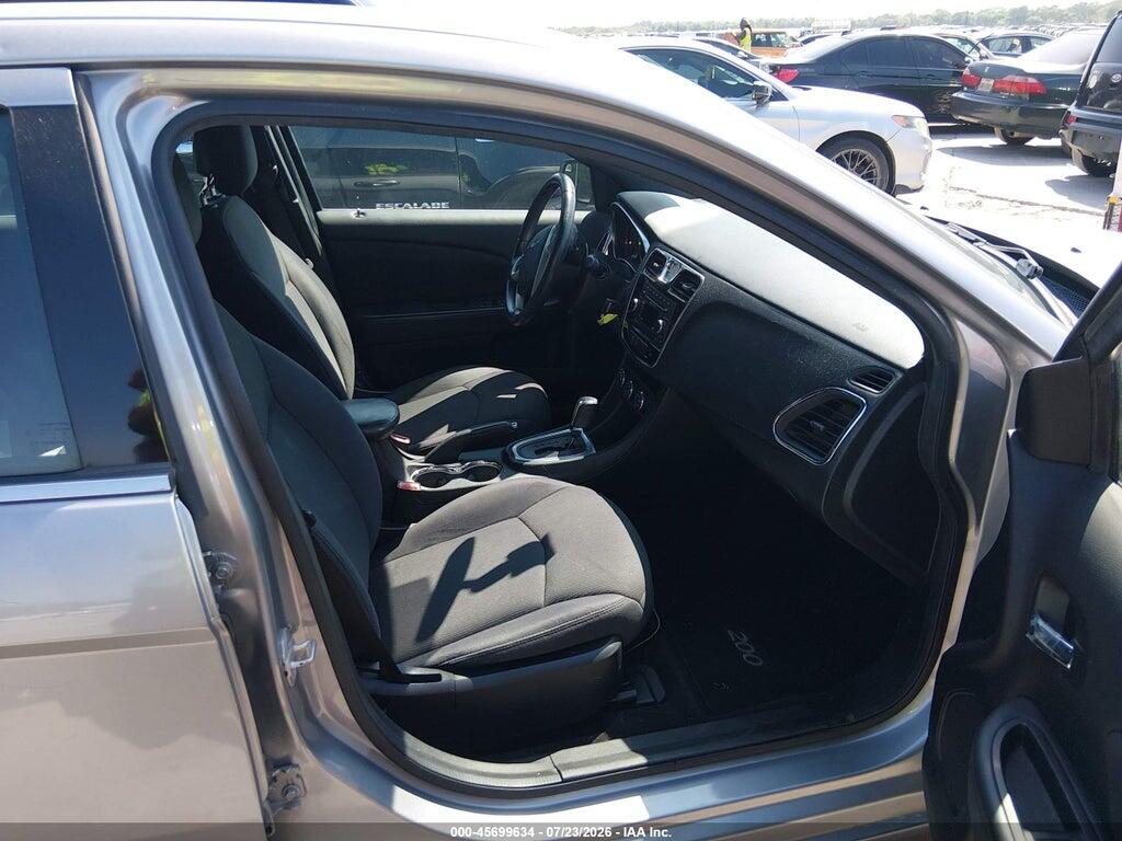 1C3CCBBB5DN575593 2013 CHRYSLER 200 photo no. 5