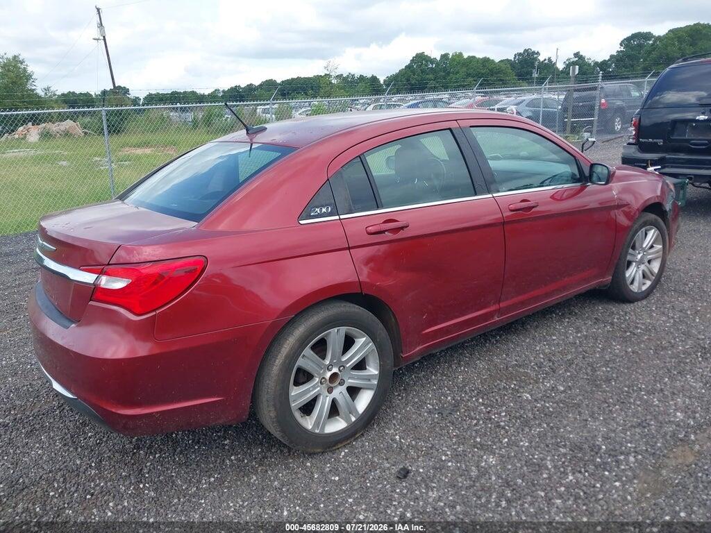 1C3CCBAB5DN763936 2013 CHRYSLER 200 photo no. 4