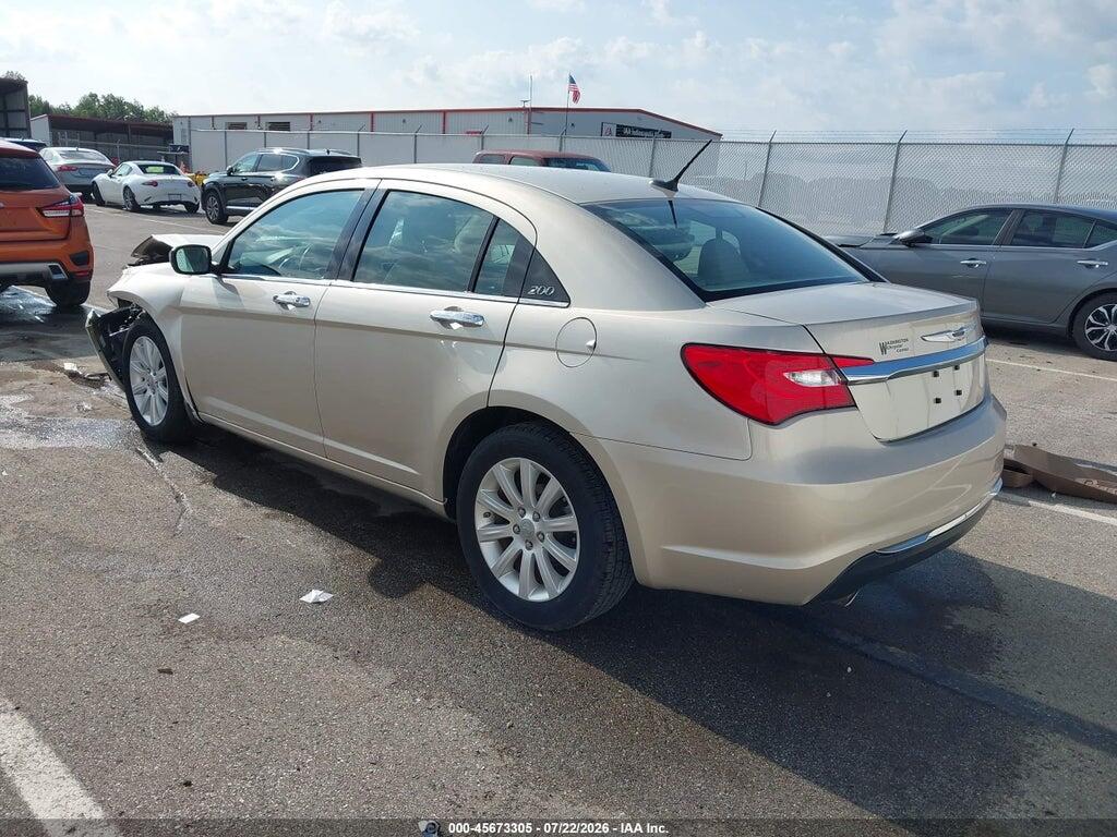 1C3CCBCG1DN747371 2013 CHRYSLER 200 photo no. 3