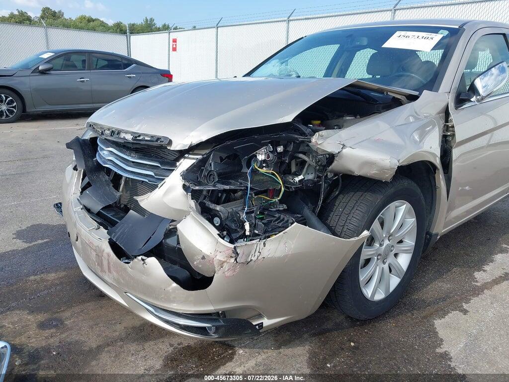 1C3CCBCG1DN747371 2013 CHRYSLER 200 photo no. 6