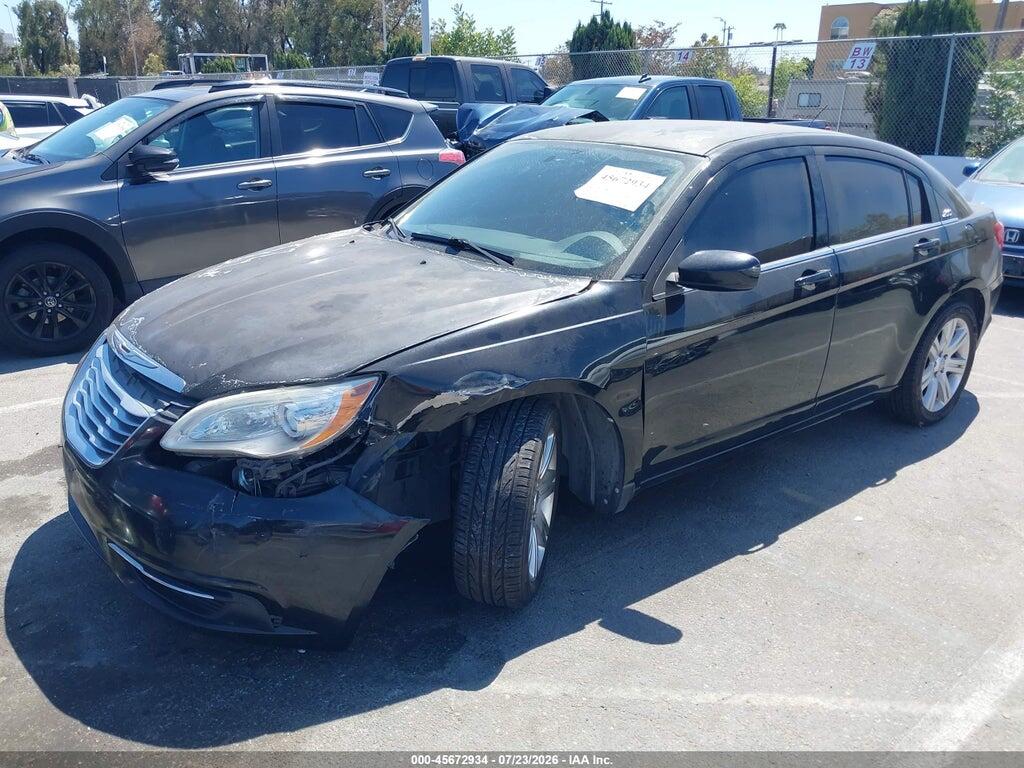 1C3CCBAB2DN640000 2013 CHRYSLER 200 photo no. 2