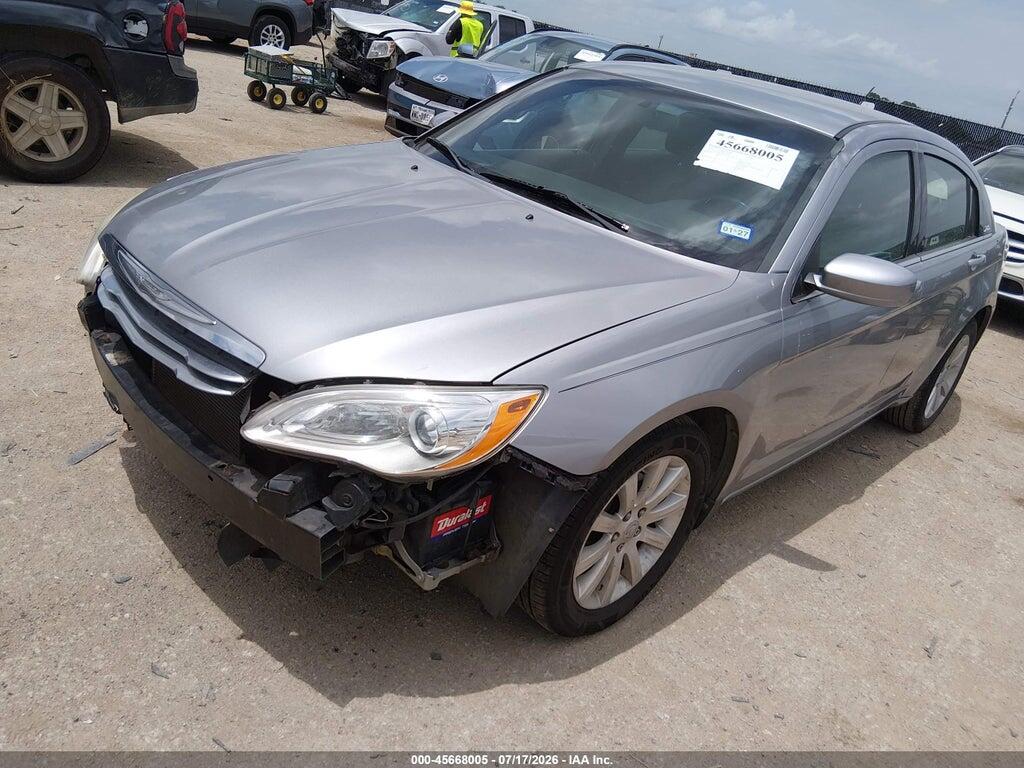 1C3CCBBG5DN556389 2013 CHRYSLER 200 photo no. 2