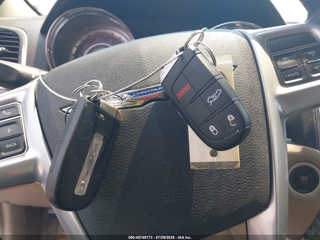 2C3CCAAG8DH703597 2013 CHRYSLER 300 photo no. 11