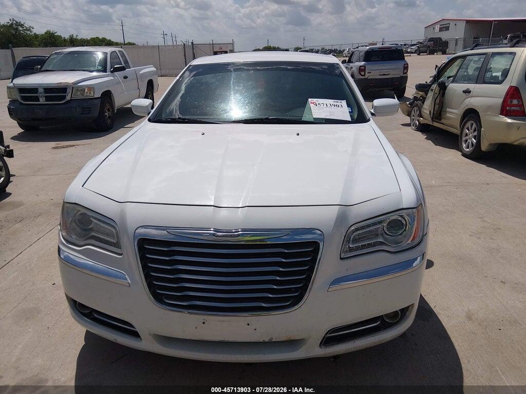 2C3CCARG3DH528132 2013 CHRYSLER 300 photo no. 6