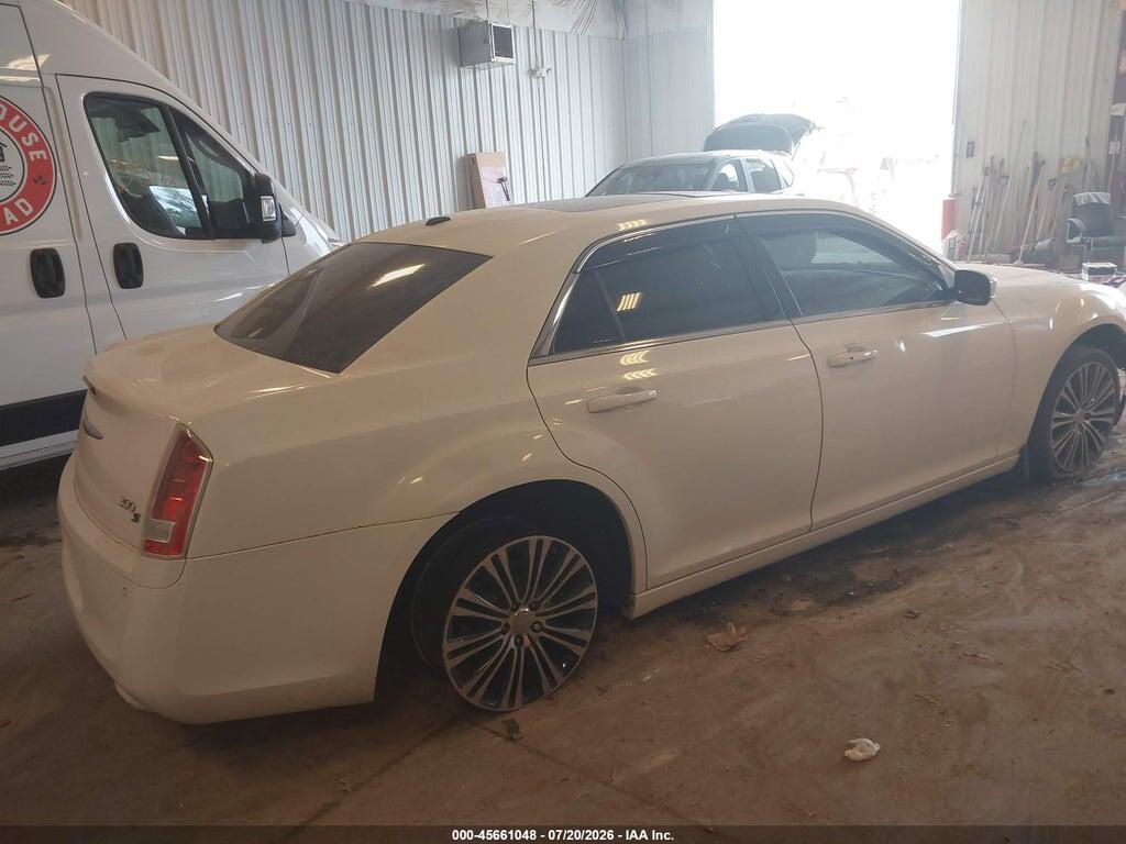 2C3CCAGG6DH529343 2013 CHRYSLER 300 photo no. 4