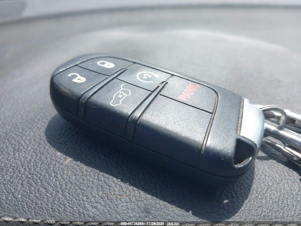 2C3CCADT1DH727667 2013 CHRYSLER 300C photo no. 11