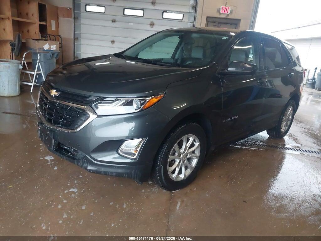 2GNAXREV7J6288799 2018 CHEVROLET EQUINOX photo no. 2