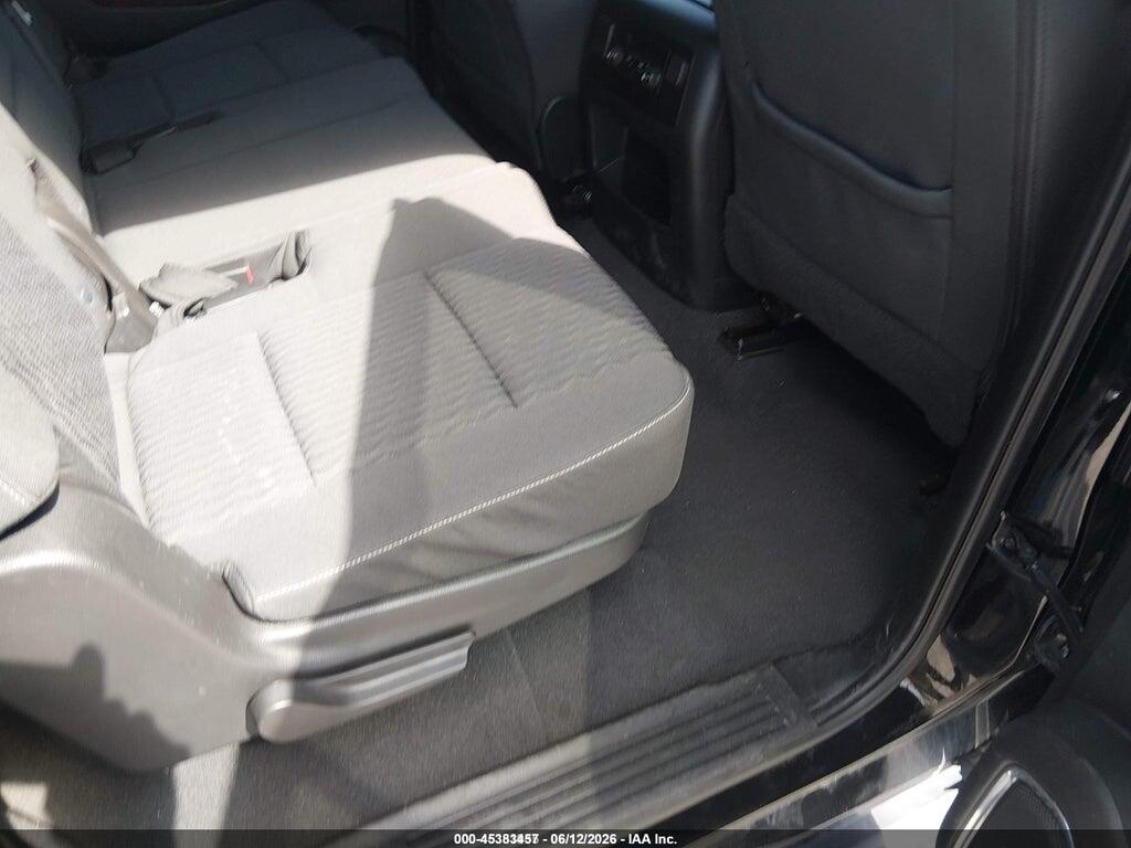 1GNSCGKC4KR300243 2019 CHEVROLET SUBURBAN photo no. 8