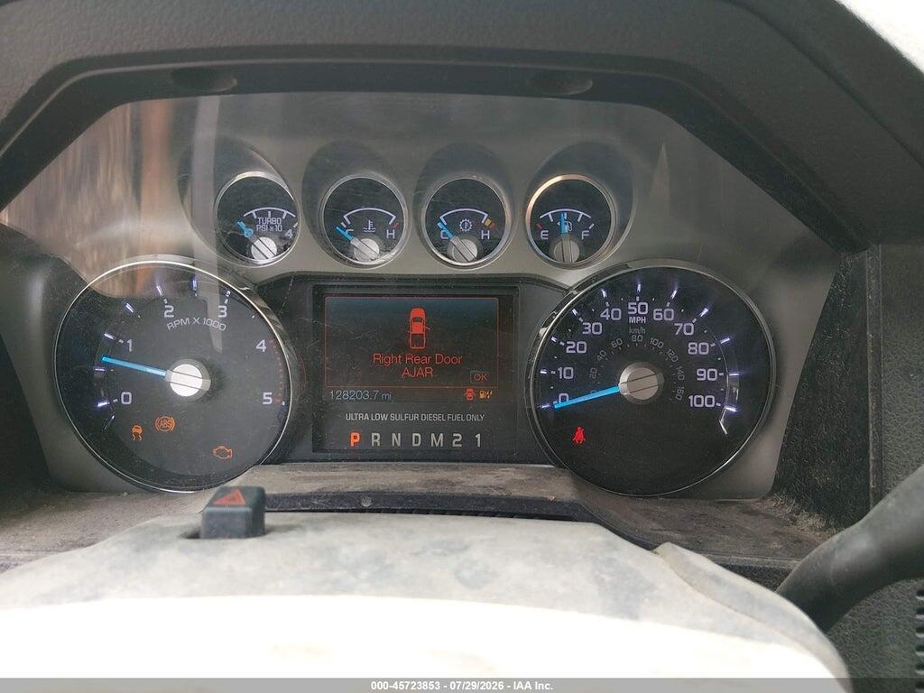 1FT8X3BT8BEC18295 2011 FORD F-350 photo no. 5