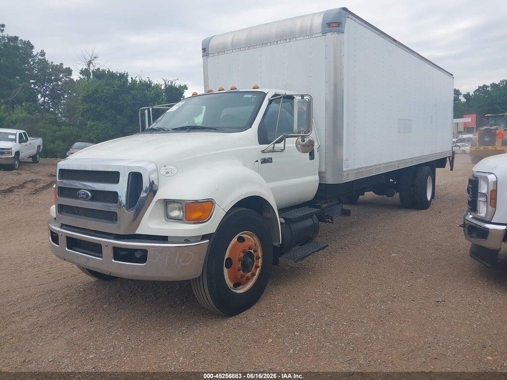 3FRWF7FGXBV375770 2011 FORD F-750 photo no. 2
