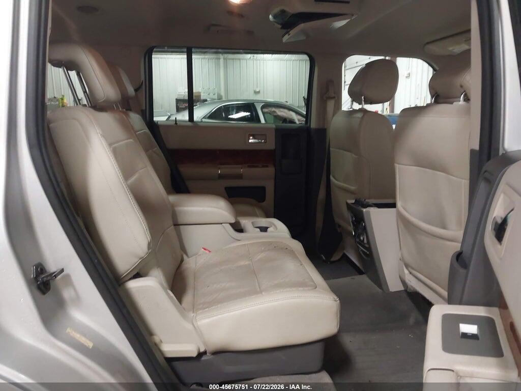 2FMHK6DT2BBD28957 2011 FORD FLEX photo no. 8