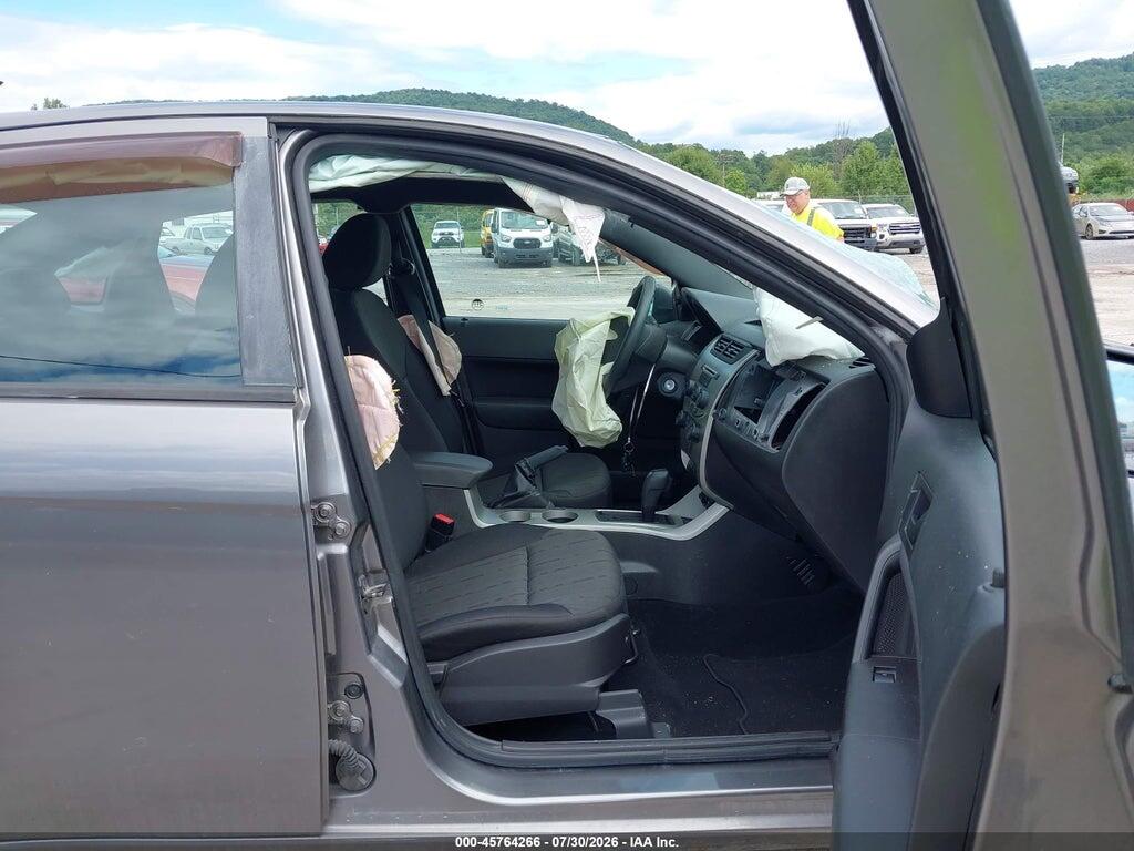 1FAHP3FN3BW104958 2011 FORD FOCUS photo no. 5