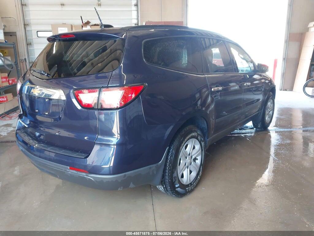 1GNKVFED6HJ288922 2017 CHEVROLET TRAVERSE photo no. 4