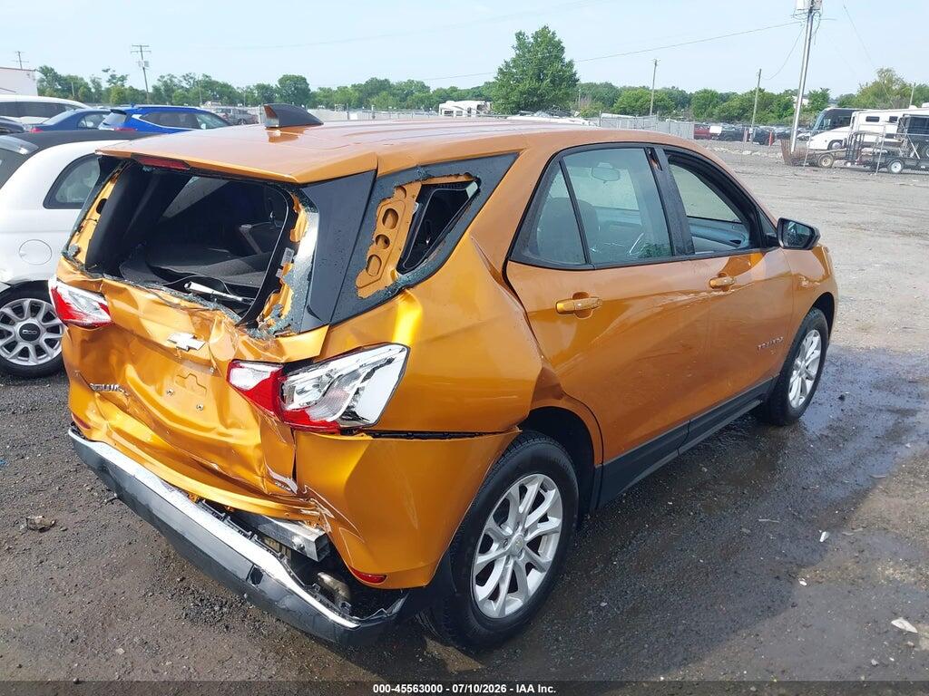 2GNAXREV8J6123893 2018 CHEVROLET EQUINOX photo no. 4