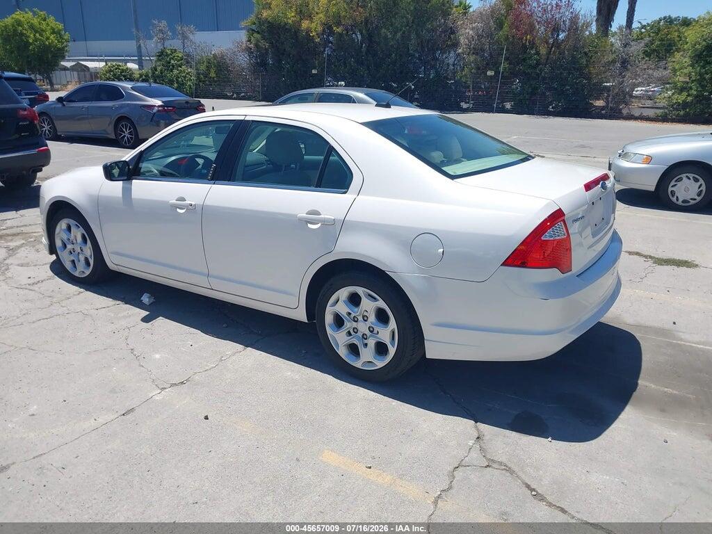 3FAHP0HA6BR159349 2011 FORD FUSION photo no. 3