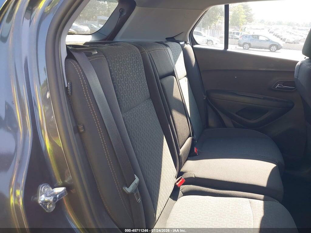3GNCJKSB2KL166604 2019 CHEVROLET TRAX photo no. 8